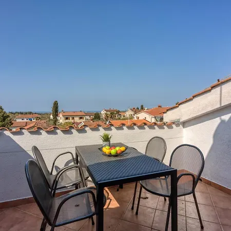 Amare Apartman