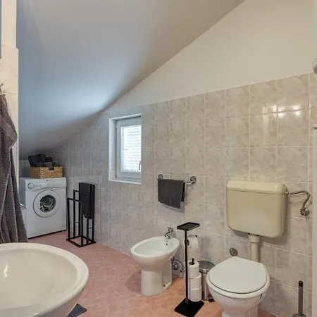 Amare Apartment